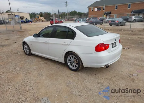 2010 BMW 328I z USA, uszkodzony, nr VIN WBAPH7G56ANM48407
